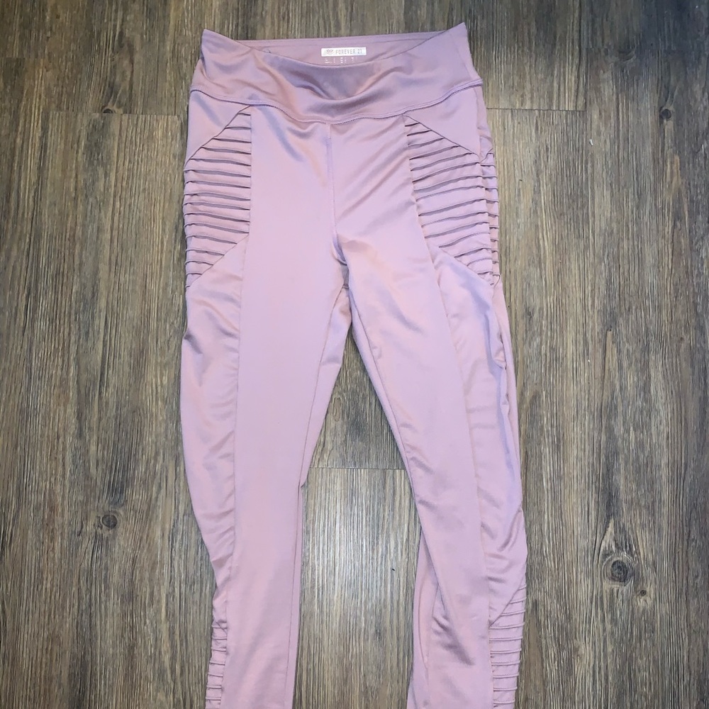 Pink Leggings with Ribbed Detail
